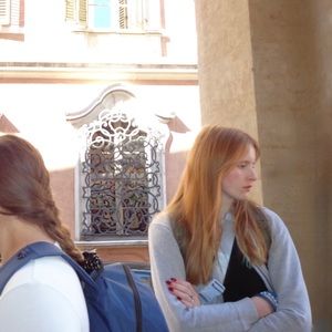 Meet your Posher, Chloe